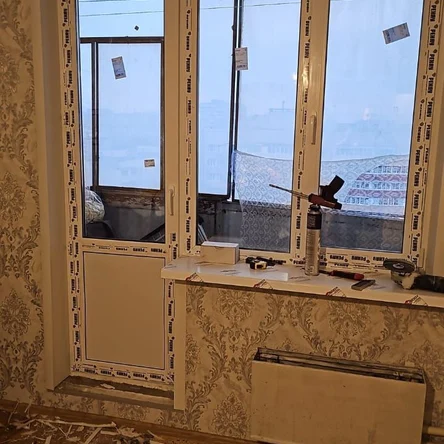 Болконный блок с откосами и подоконником